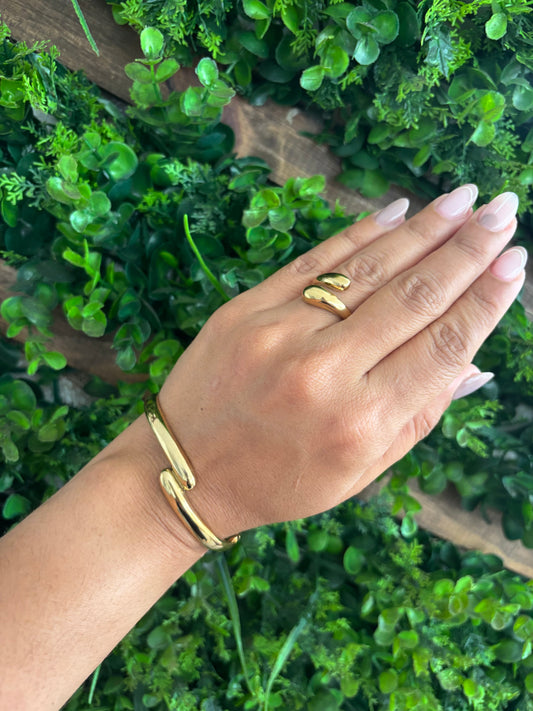 Stela Bracelet
